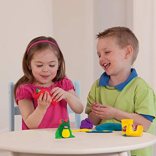 Play-Doh Modeling Compound 24-Pack Case of Colors, Party Favors, Non-Toxic, 6