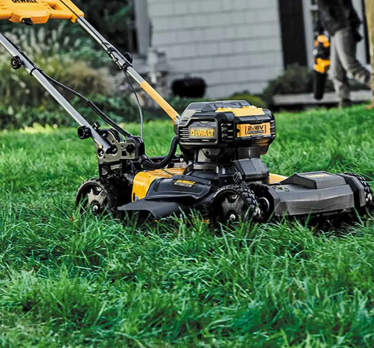 DEWALT 36V (18VX2) BRUSHLESS 540MM LAWN MOWER SKIN DCMWSP564N-XE 3